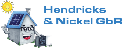 Ein lächelndes Haus mit Solarpanelen und der Aufschrift Hendricks & Nickel GbR in freundlicher Schrift.