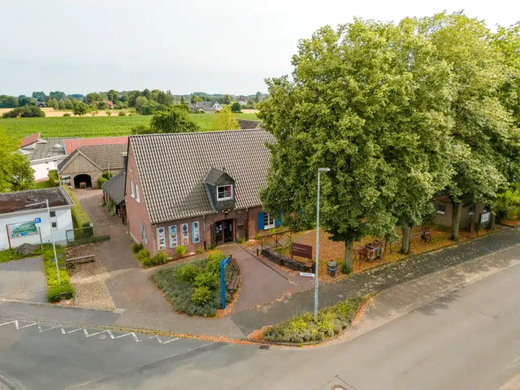 Deichdorfmuseum Bislich von oben